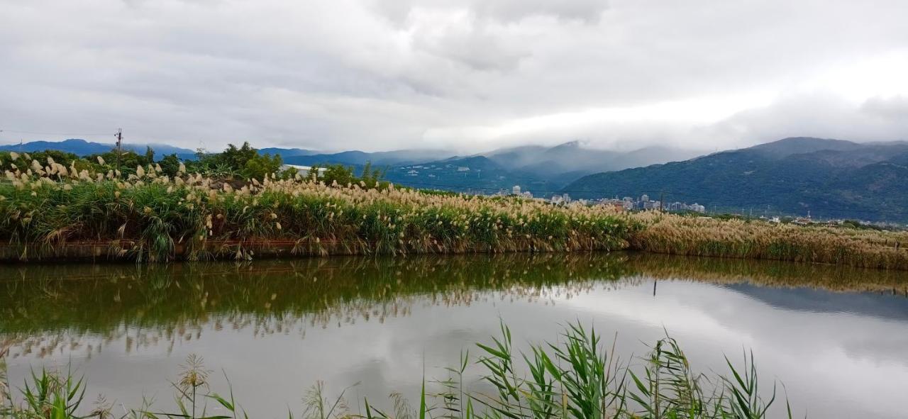 Yu Hai B&B Jiaoxi Buitenkant foto